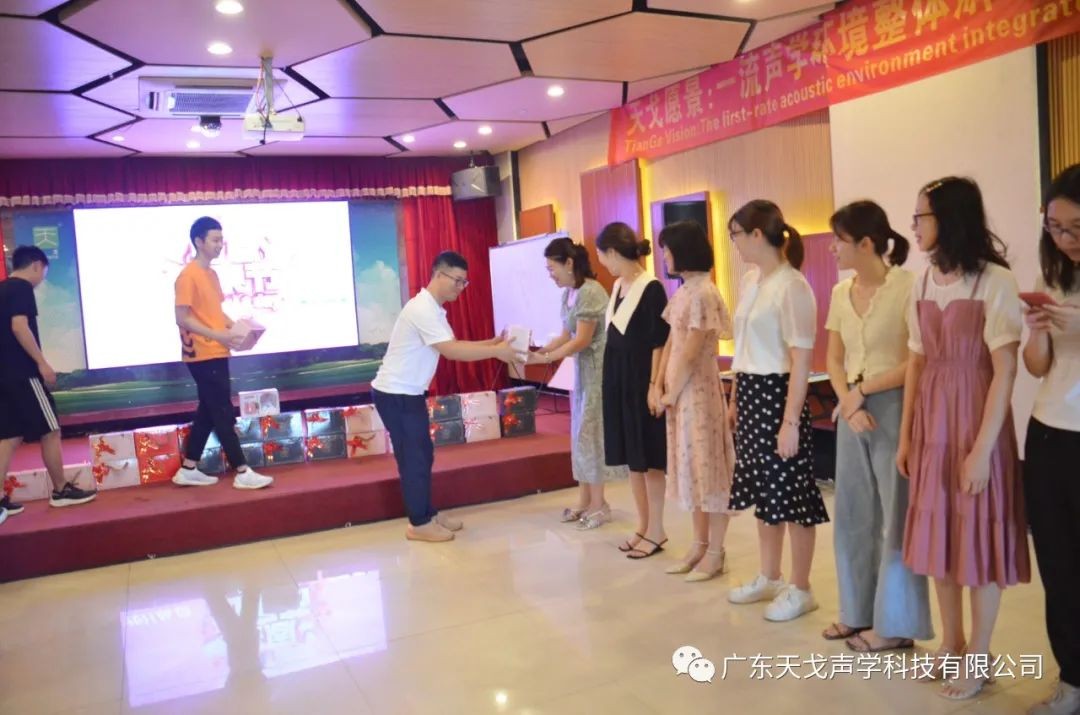 祝天下所有的母親，節(jié)日快樂-3